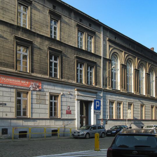 Budynek dawnego domu miejskiego przy placu Klasztornym w Bytomiu