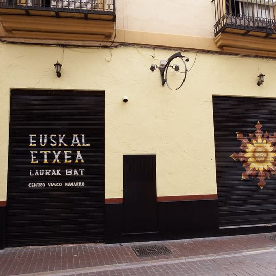 Centro Vasco Navarro Laurak Bat de Valencia