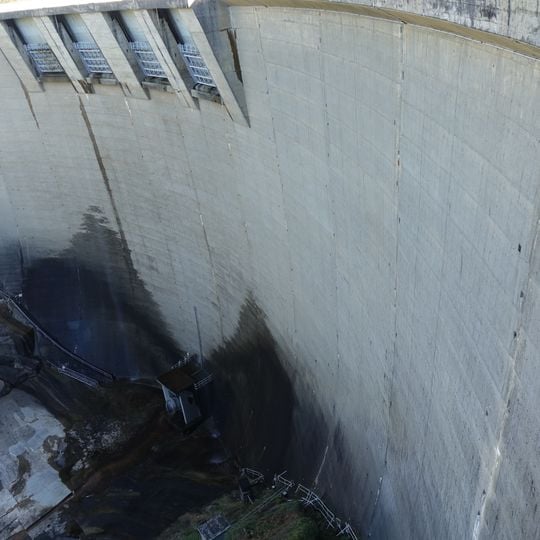 Caniçada Dam