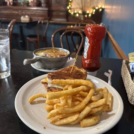 Cavanaugh's Restaurant