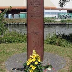 Chris Gueffroy stele