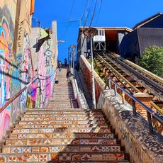Escalera Cien Fuego