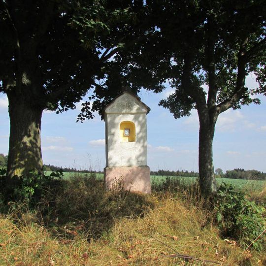 Kaplička u silnice mezi Mašovicemi a Milotičkami