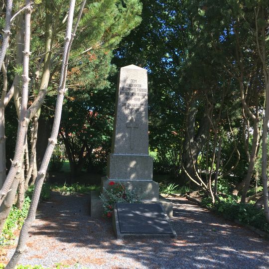 Denkmal für die Gefallenen des Ersten Weltkrieges Am Peisker Graben