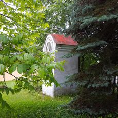 Kaplička v Mítově, západně od Nových Mitrovic