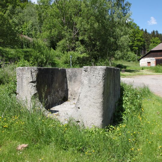 Nádrž vysekaná z kusu skály v ulici Za Klášterem ve Vyšším Brodě