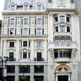 Bank of Aragón building