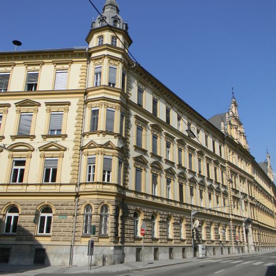 Carolinum Augusteum, Graz