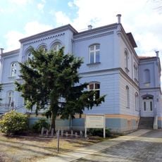 Villa Bahnhofstraße 4