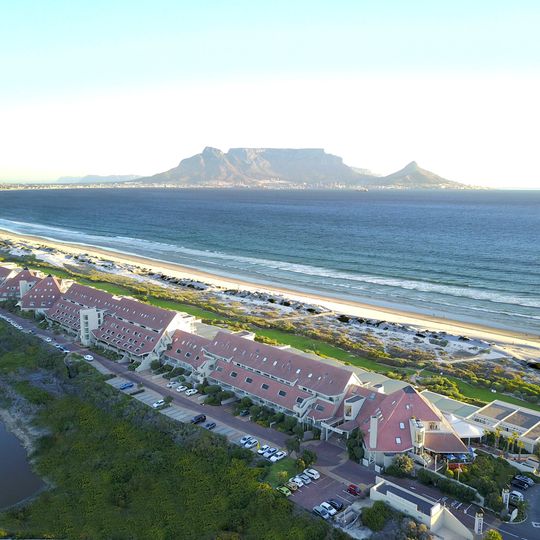 Dolphin Beach Hotel
