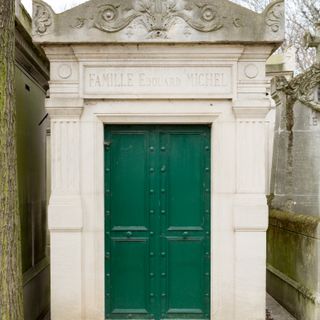 Grave of Michel