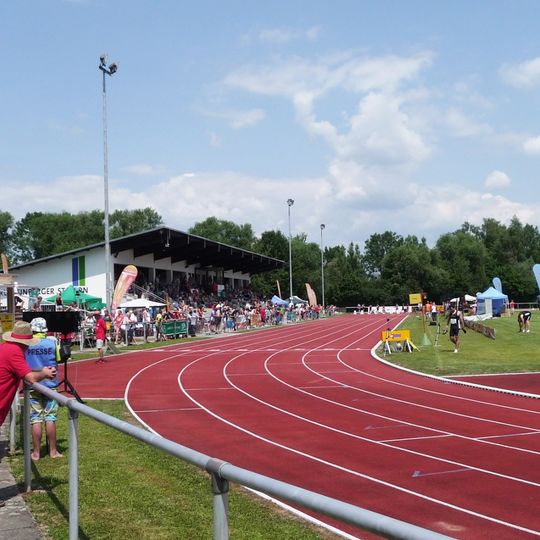 Karl-Weinberger-Stadion