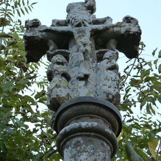 Croix de Sainte-Geneviève-sur-Argence