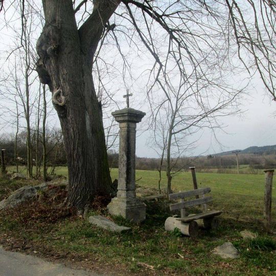 Kříž severně od Velenov