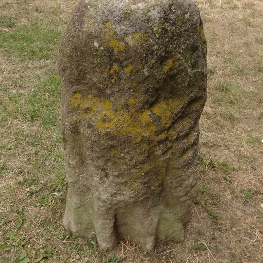 Křížový kámen v Kladrubech II