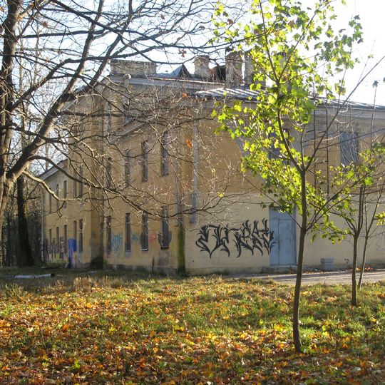 Demidov Manor, Peterhof Road