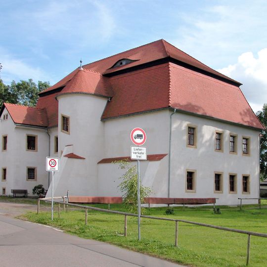 Herrenhaus des Rittergutes Großhartmannsdorf Hofbuschweg 1