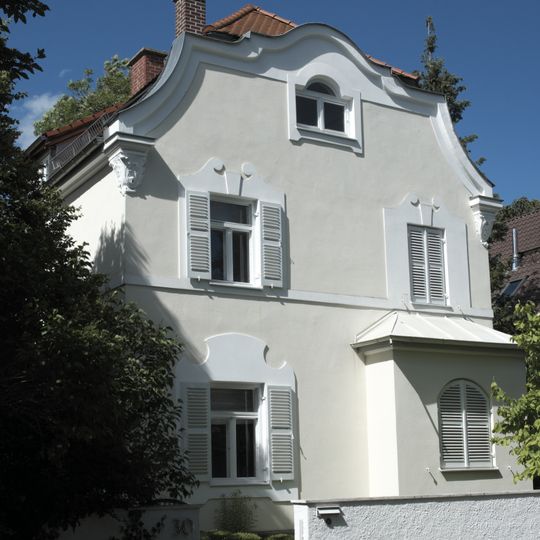 Hofmillerstraße 30