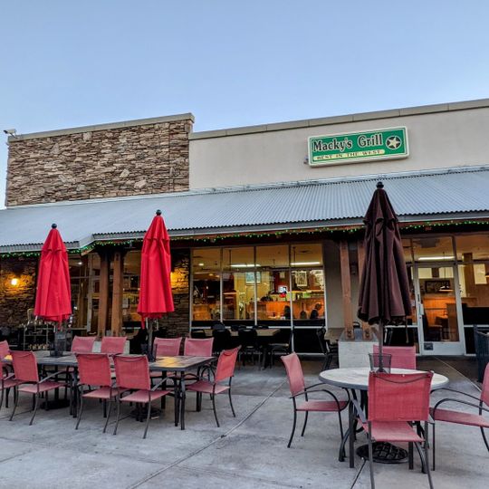 Macky’s Grill