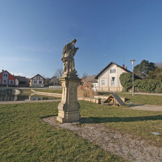 Socha svatého Jana Nepomuckého v Holovousích