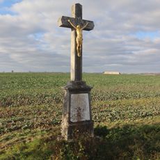 Kříž u silnice 399 u Jinošova