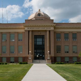 McIntosh County Courthouse