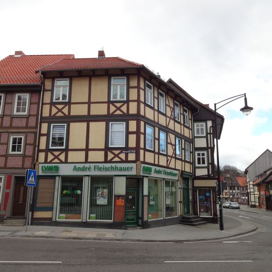 Nöschenröder Straße 1