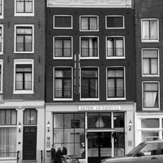 Prins Hendrikkade 12