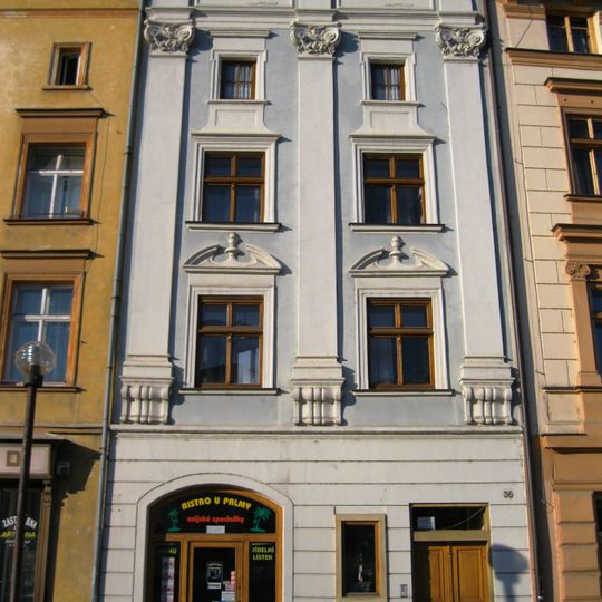 Dolní náměstí 36