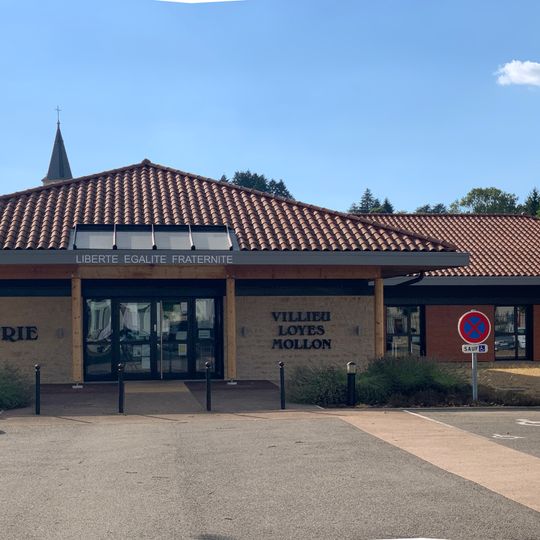 Town hall of Villieu-Loyes-Mollon