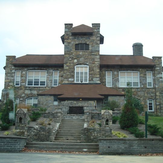 Lees–McRae College