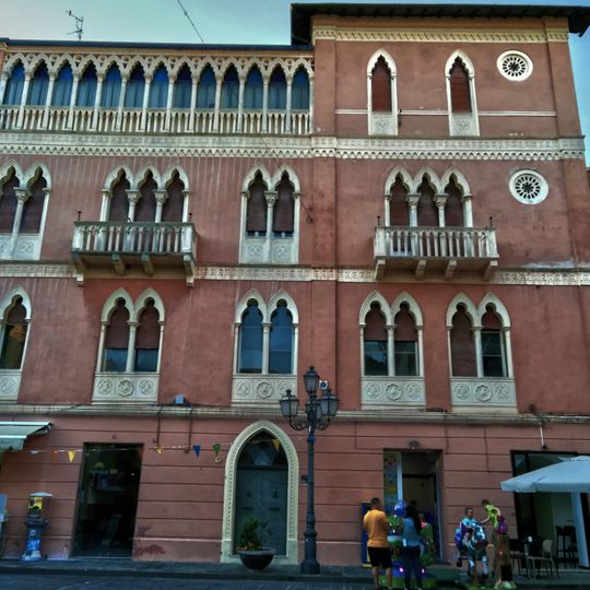 Palazzo Ritucci Chinni