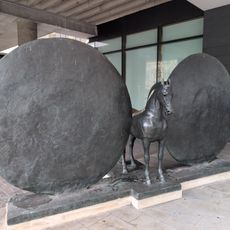 Work of art, sculpture