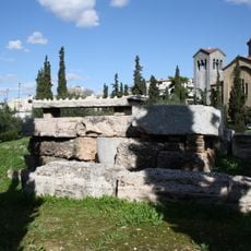 Burial for Makareus