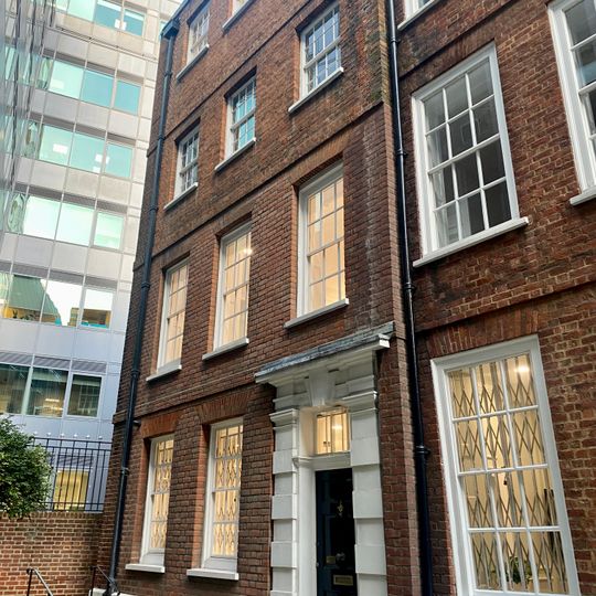 6 Crane Court, Including 18 Red Lion Court