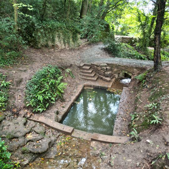St Dyfnog's Well