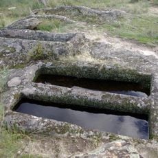 Sepulturas escavadas na rocha em Malpartida
