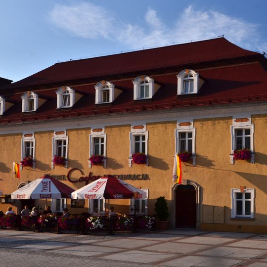 28 Piastowski Square in Jelenia Góra