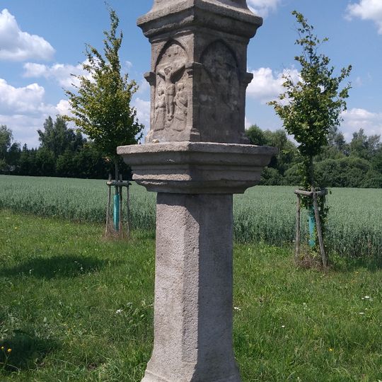 Column shrine by Betlémský rybník