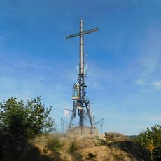 Kříž Dotknout se nebe na Zlatém vrchu v Bečově