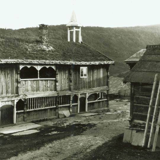 Håkenstad, Haakenstad