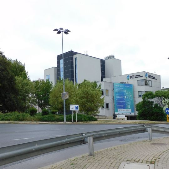 Biurowiec przy ulicy Lenartowicza 4