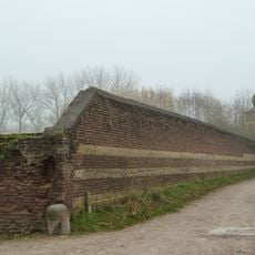 Neubourg Castle: garden wall north west of castle