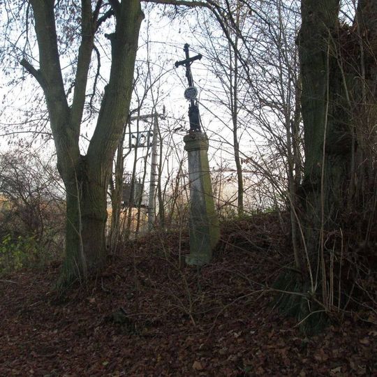 Kříž jižně od Milavčí