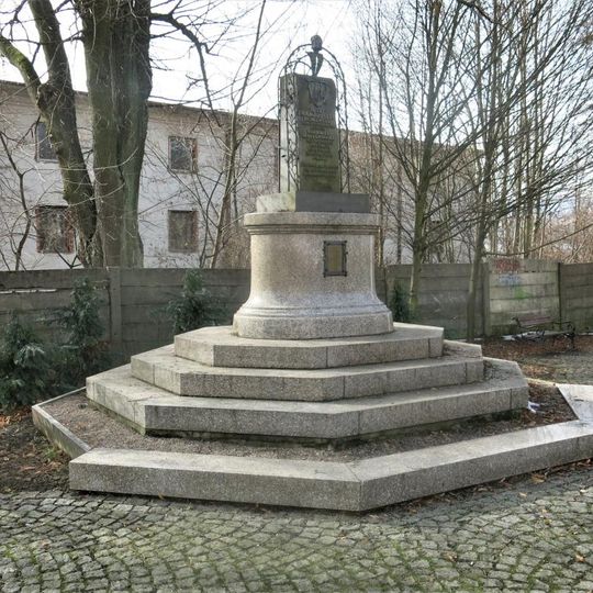 Pomník povýšení na městys ve Vratislavicích nad Nisou