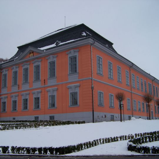 Lomnice nad Popelkou Castle