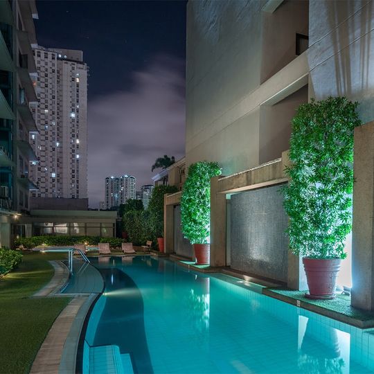 Astoria Plaza