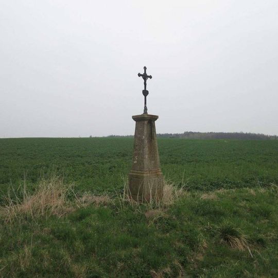 Kříž jižně od Bukoviny