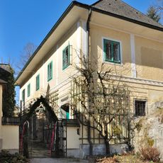 Wohnhaus, Nebengebäude