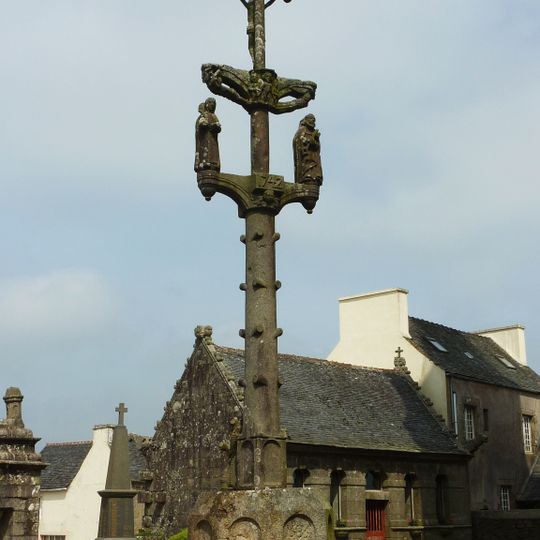 Calvaire de 1585-1742 de l'enclos paroissial de Commana